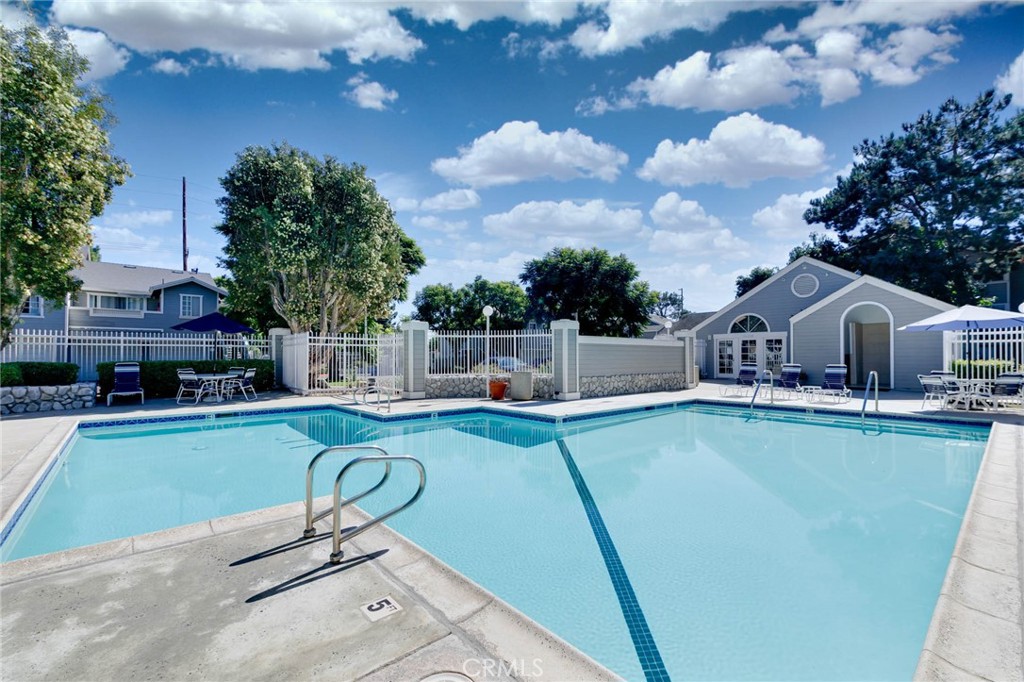Chelsea Courts - Residential Lease