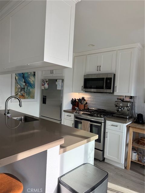 Photo of 75 18th St, Hermosa Beach, CA 90254 (MLS # SB26039022)