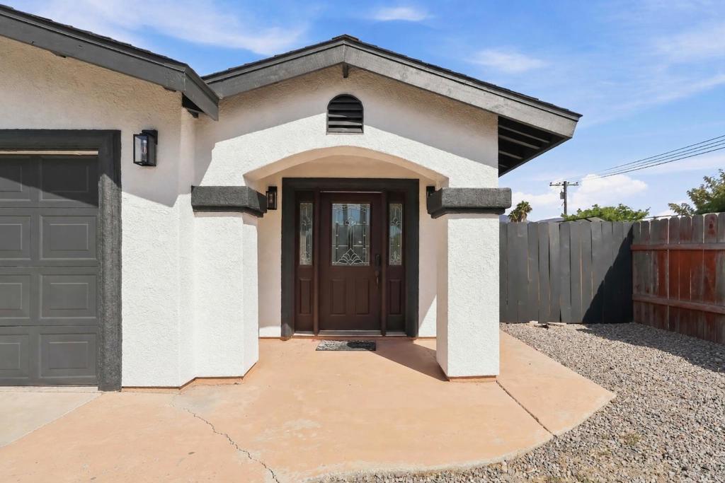 1009 Paraiso Avenue