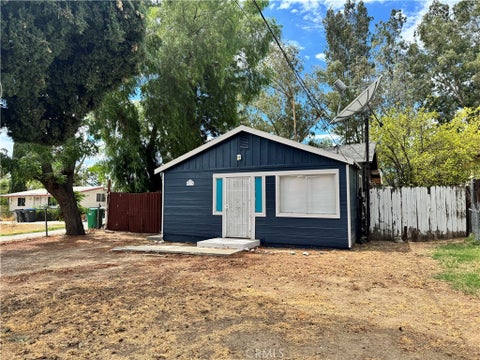 Photo of 311 Sunrise AVE, Banning, CA 92220 (MLS # OC26199119)