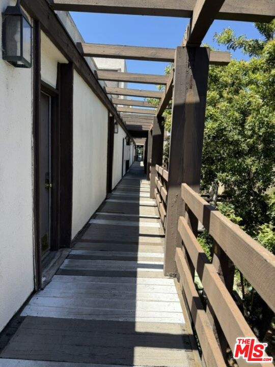 320 S Ardmore Avenue 314, Los Angeles CA 90020