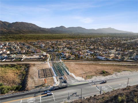 Tiny photo for 339 Hydrangea Street, Fillmore, CA 93015 (MLS # SR26170972)