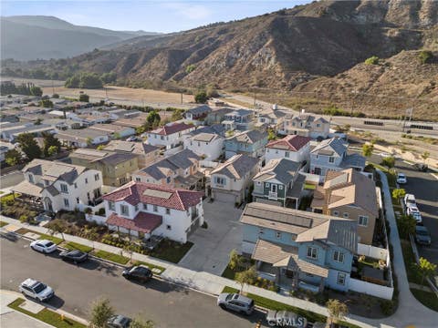 Tiny photo for 339 Hydrangea Street, Fillmore, CA 93015 (MLS # SR26170972)
