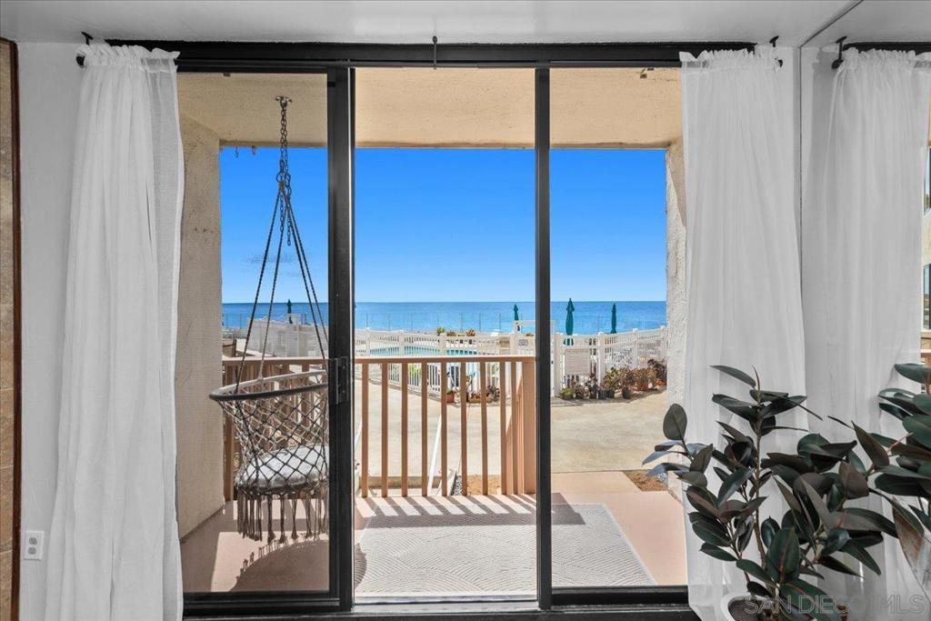 5015 Santa Cruz Ave 107