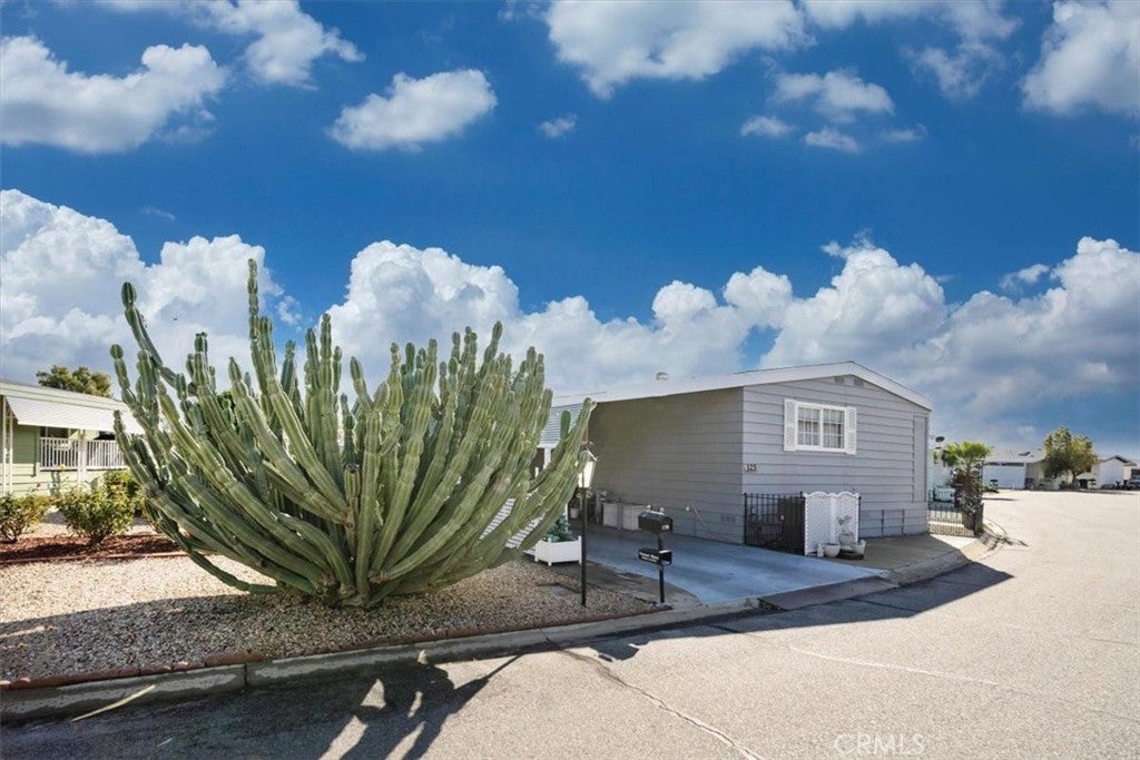 5001 W Florida 375