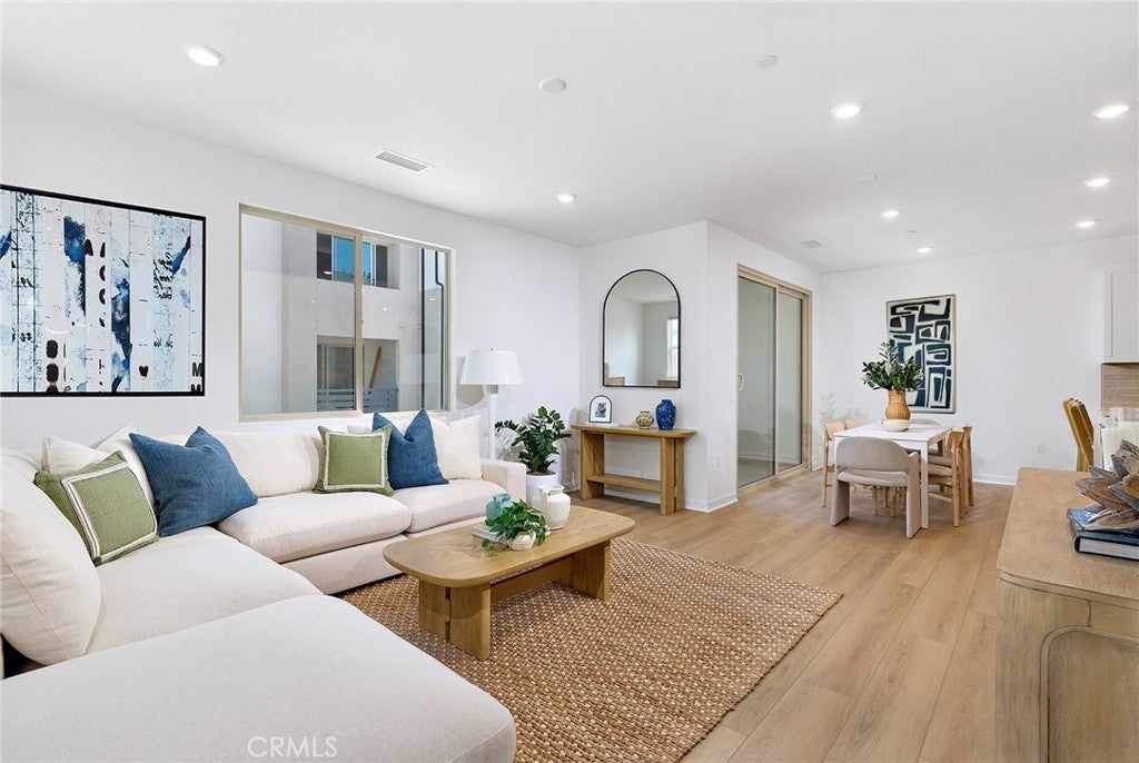 1314 W North Pinecrest Paseo