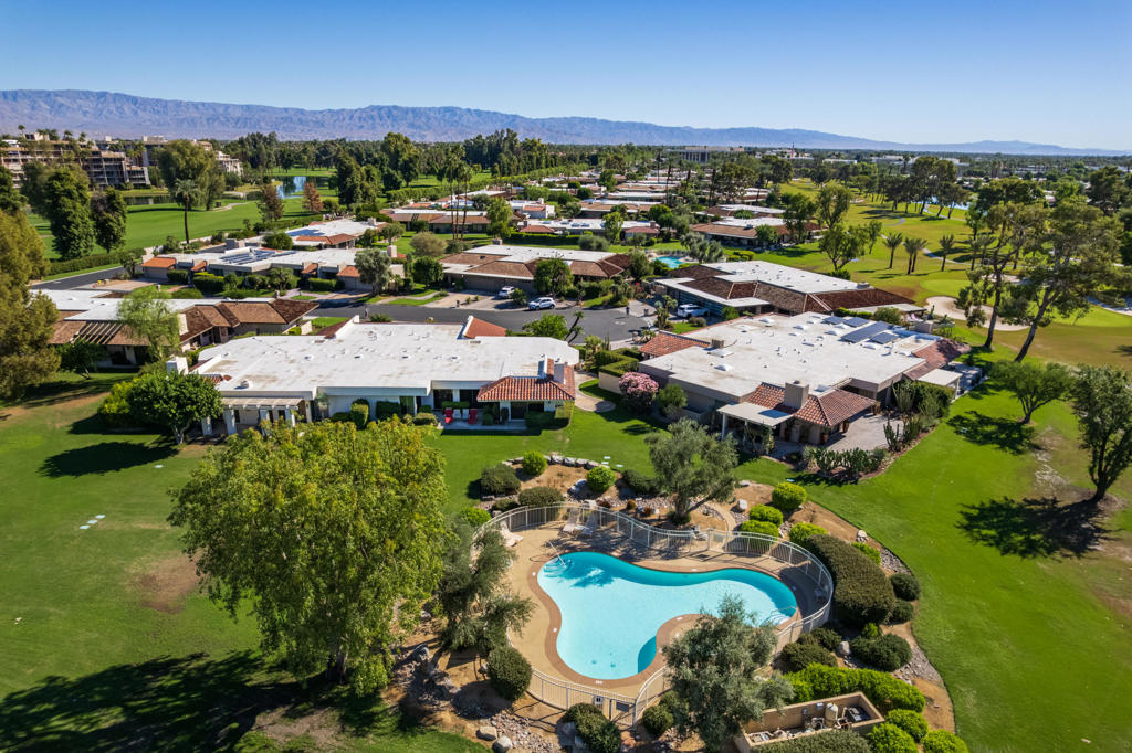 The Springs C.C. - Residential