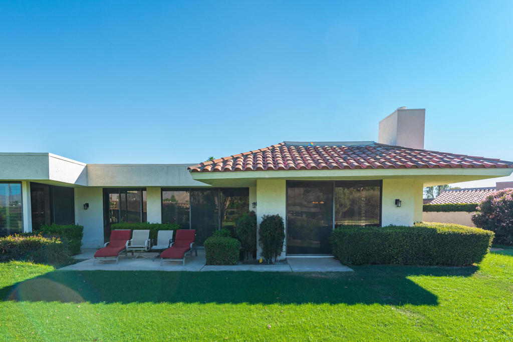 The Springs C.C. - Residential
