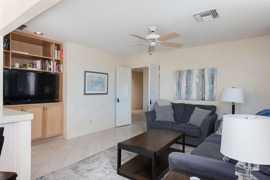 The Springs C.C. - Residential