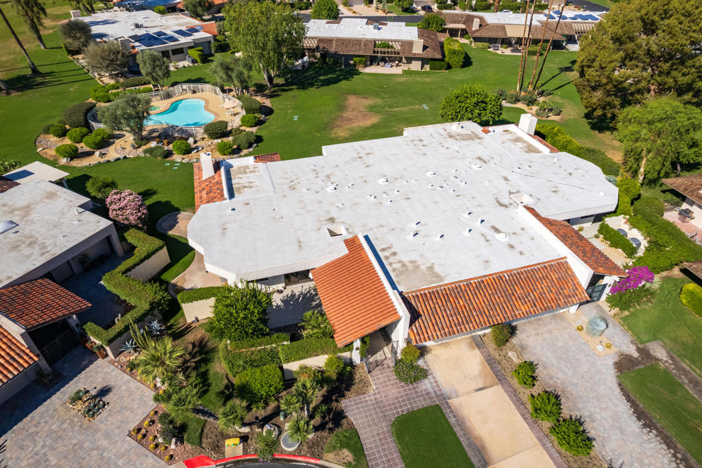 The Springs C.C. - Residential