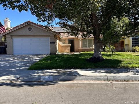 Photo of 1066 Gloria Drive, Hemet, CA 92545 (MLS # CV26087183)