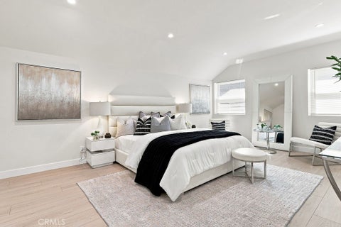 Tiny photo for 5506 Forest Cove Ln, Agoura Hills, CA 91301 (MLS # SR26198382)