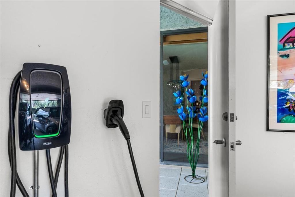 The Springs C.C. - Residential Lease