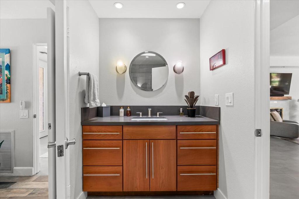 The Springs C.C. - Residential Lease