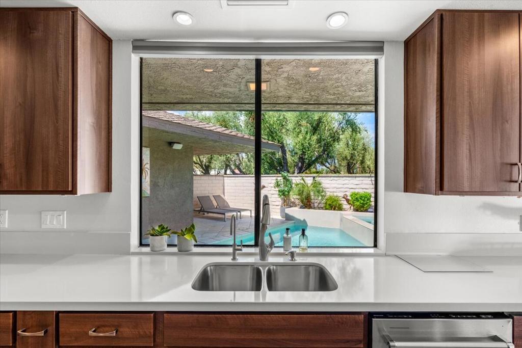 The Springs C.C. - Residential Lease