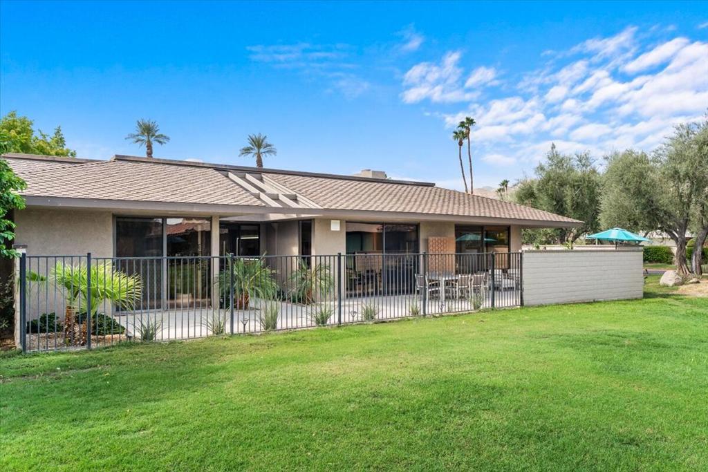 The Springs C.C. - Residential Lease