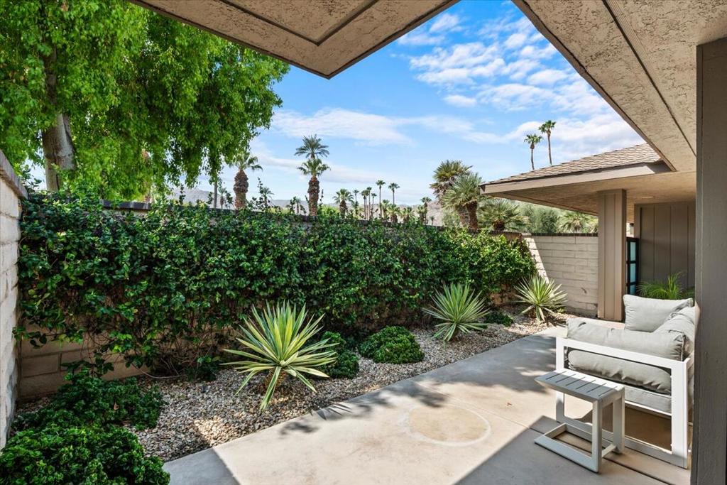 The Springs C.C. - Residential Lease