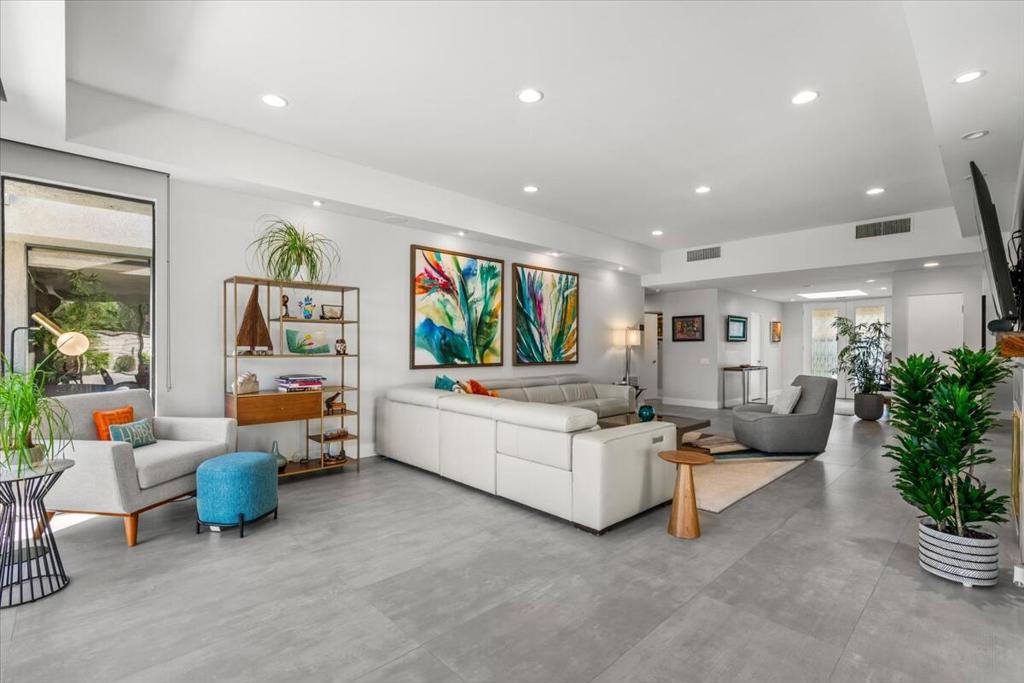 The Springs C.C. - Residential Lease