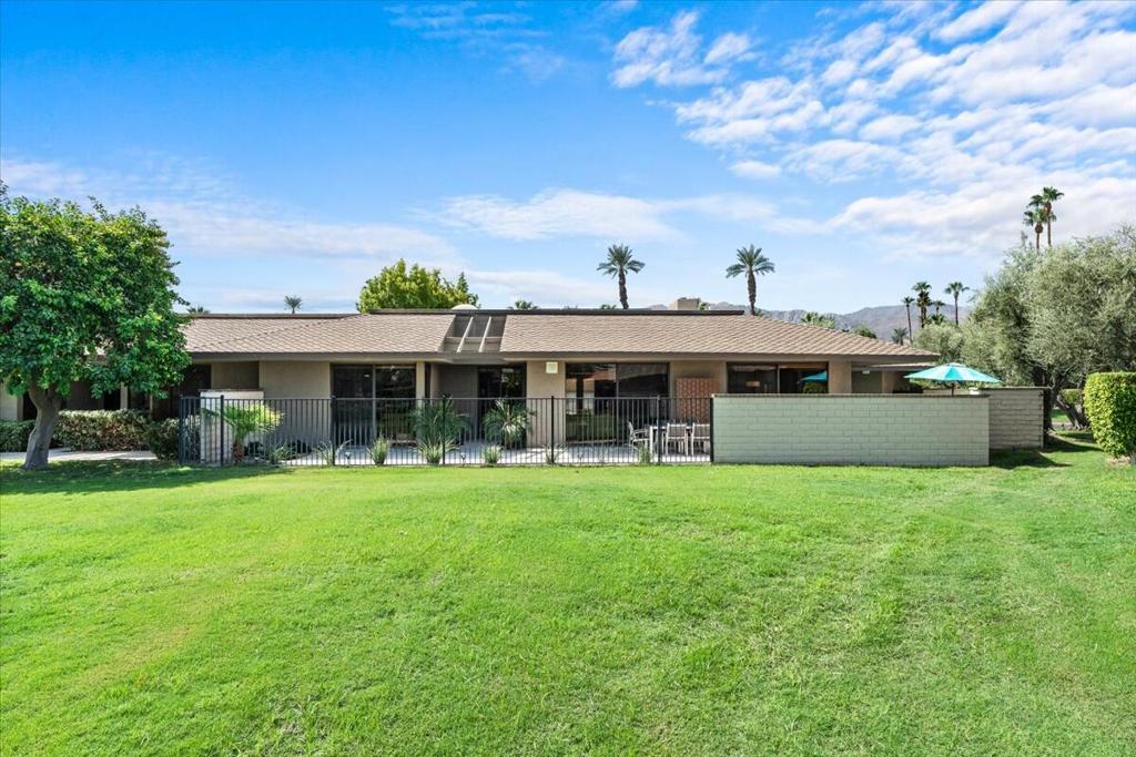 The Springs C.C. - Residential Lease