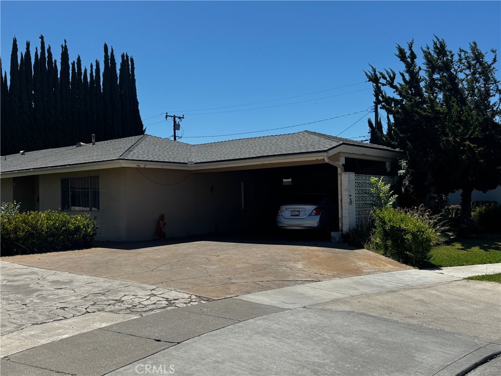 2237 Valencia Avenue