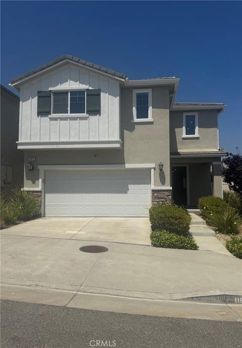 Photo of 11612 Amsterdam Lane Ln N, Lakeview Terrace, CA 91342 (MLS # SR26162853)