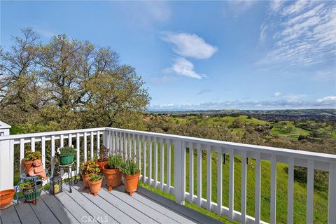 Tiny photo for 11200 Santa Ana Road, Atascadero, CA 93422 (MLS # NS26025095)