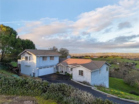 Tiny photo for 11200 Santa Ana Road, Atascadero, CA 93422 (MLS # NS26025095)