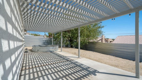 Tiny photo for 66199 Avenida Suenos, Desert Hot Springs, CA 92240 (MLS # 219152472DA)