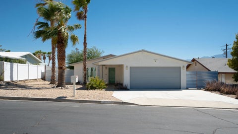 Tiny photo for 66199 Avenida Suenos, Desert Hot Springs, CA 92240 (MLS # 219152472DA)