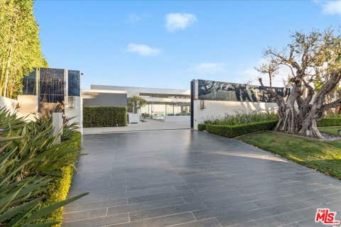 Photo of 1620 Carla Rdg, Beverly Hills, CA 90210 (MLS # 26840967)