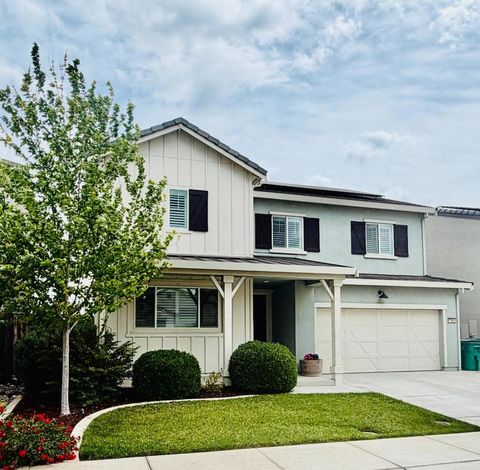 Photo of 1946 Pollock Way, Lodi, CA 95242 (MLS # ML82042845)