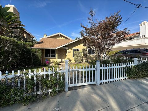 Photo of 2703 Gates Avenue, Redondo Beach, CA 90278 (MLS # SB25261828)