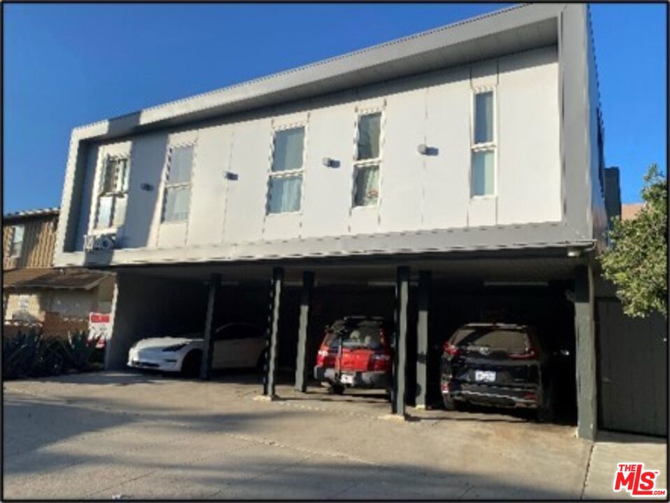 REO SALE - PRICED TO SELL. The Property, originally constructed in 1959, underwent a complete renovation in 2016, transforming it into an attractive residence for prospective tenants in Santa Monica.