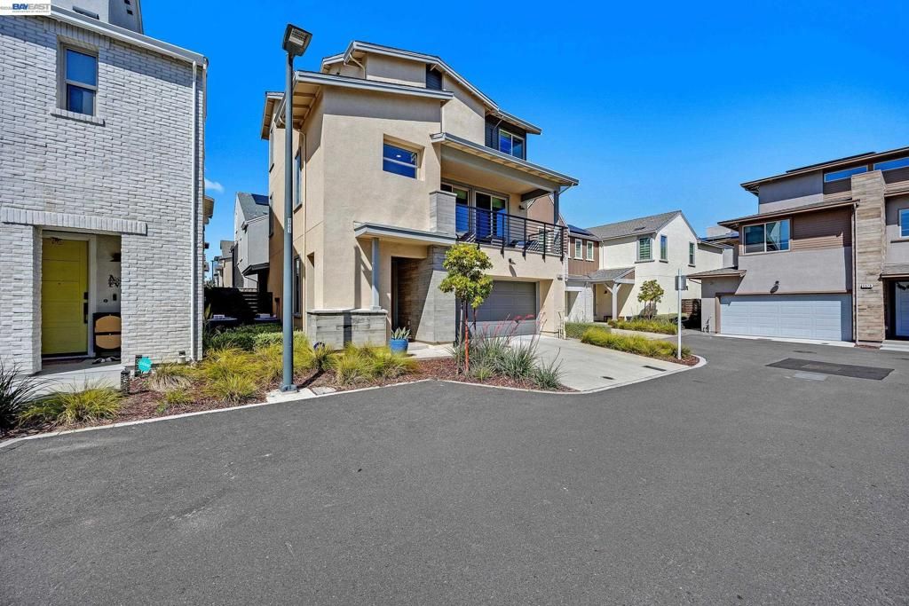 Photo of 5977 Ruby Pl Pl, Dublin, CA 94568 (MLS # 41131184)