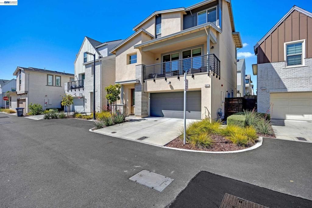 Photo of 5977 Ruby Pl Pl, Dublin, CA 94568 (MLS # 41131184)