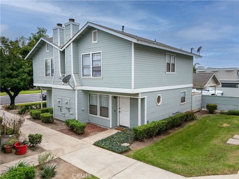 Photo of 311 Lolita Ln #L, Santa Maria, CA 93458 (MLS # PI25233638)