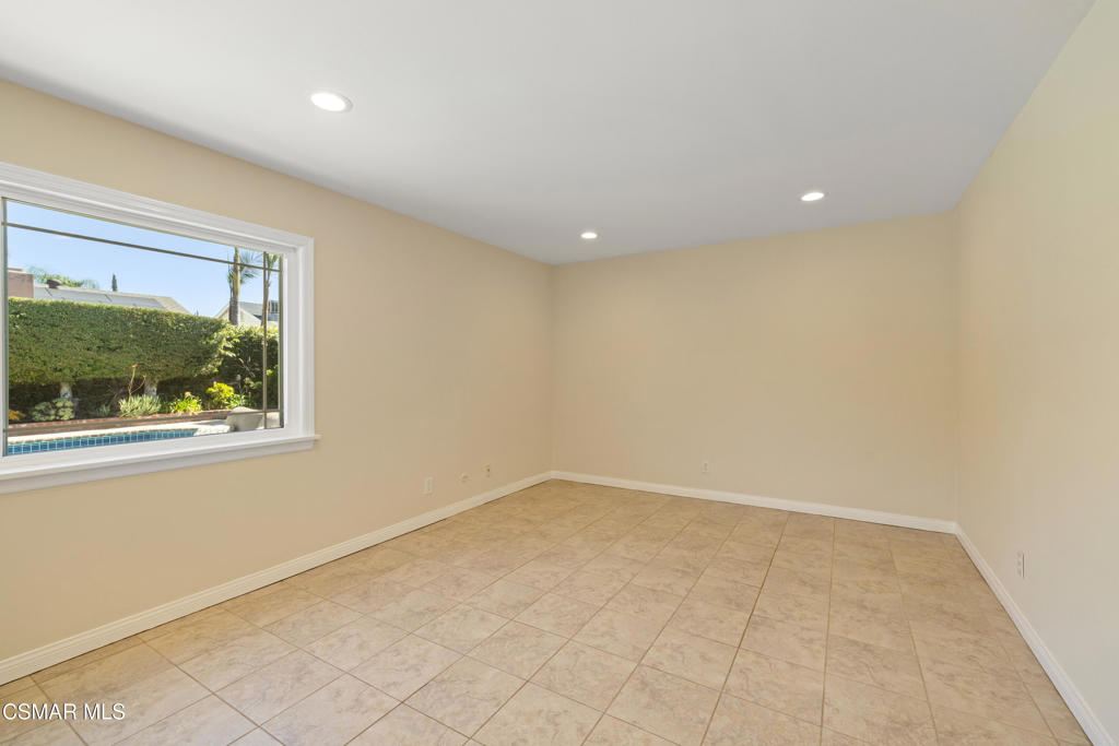 Oakcrest-146 - 146 - Residential