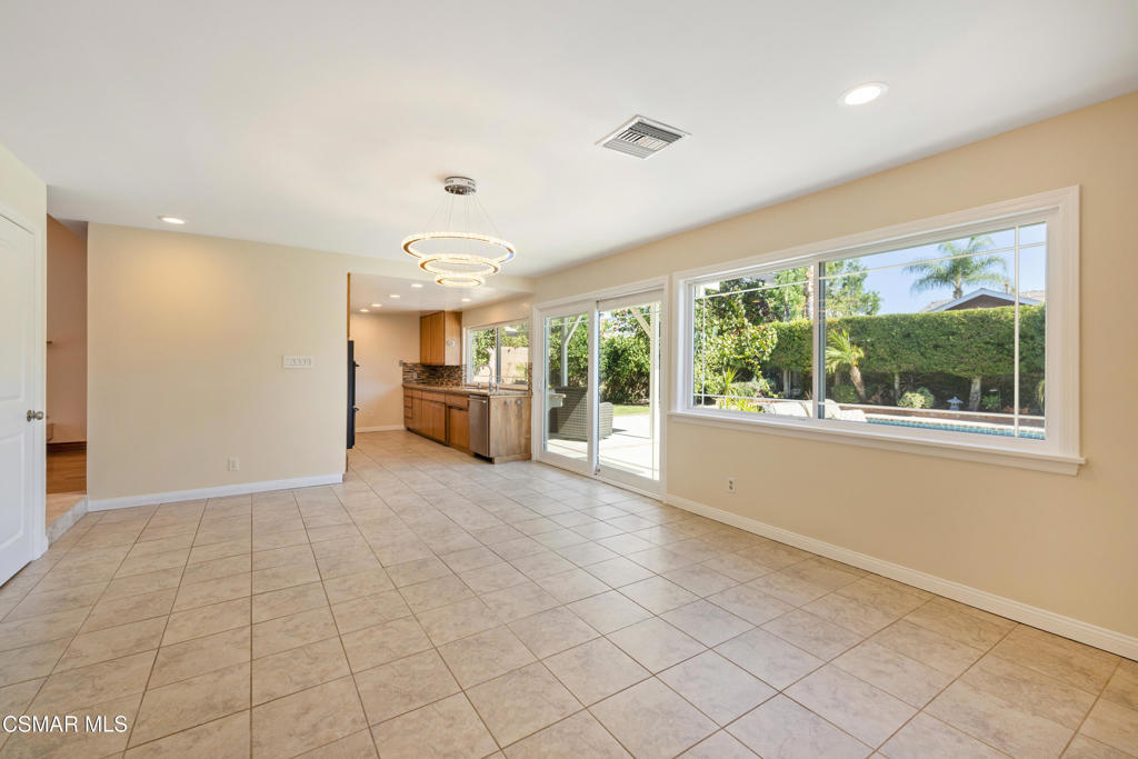 Oakcrest-146 - 146 - Residential