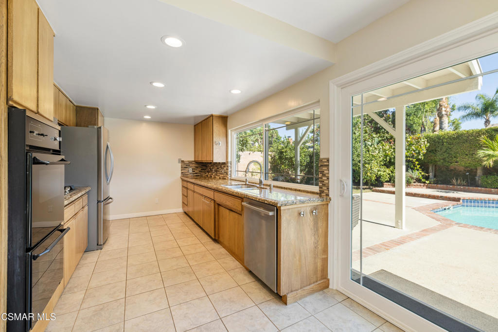 Oakcrest-146 - 146 - Residential