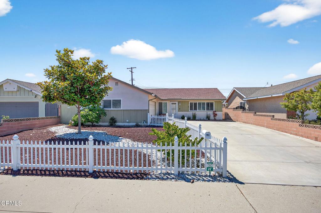 1735 N 7th Place