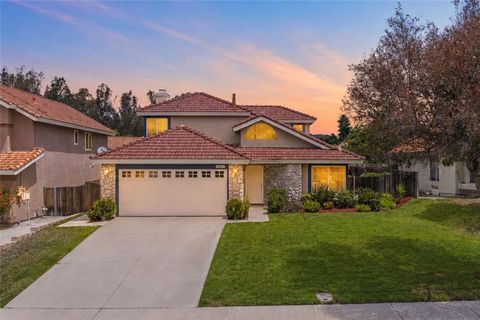 Photo of 24784 Half Dome Court CT, Murrieta, CA 92562 (MLS # SW26118451)
