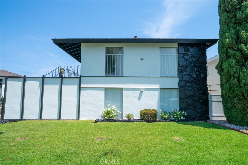 9371 Cellini Ave.