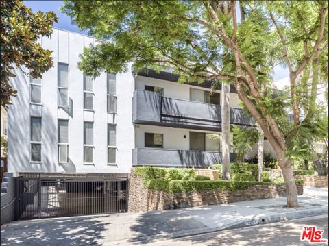 Photo of 1261 N Laurel Avenue #21, West Hollywood, CA 90046 (MLS # 26671787)