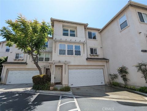 Photo of 7709 Hannum Avenue, Culver City, CA 90230 (MLS # OC25192092)