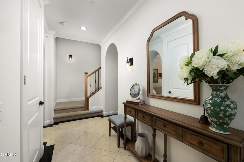 706 E Lemon Swirl Drive