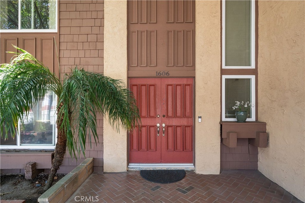 1606 Silver Rain Drive