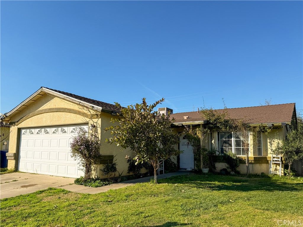 Photo of 151 El Verano Way, Merced, CA 95341 (MLS # MC26034446)