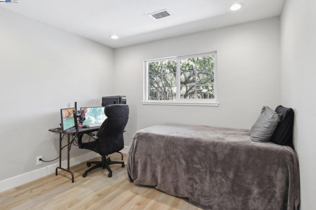 Not Listed - Residential