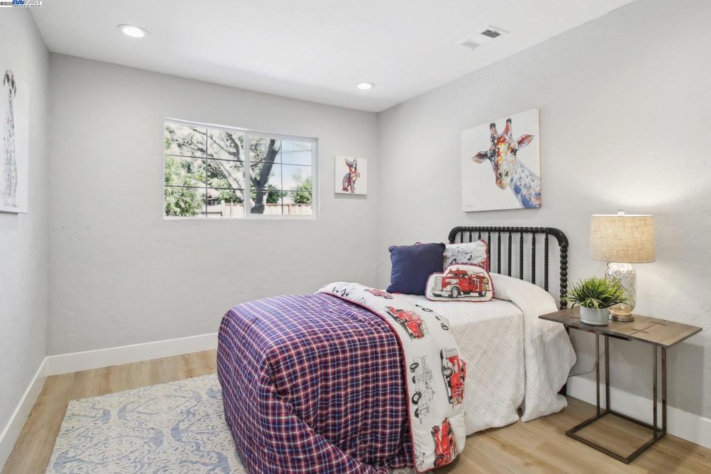 Not Listed - Residential