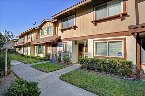 Photo of 11000 Woodruff Avenue #39, Downey, CA 90241 (MLS # DW26074300)
